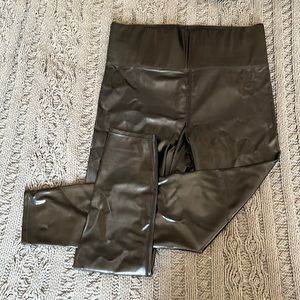 Knix papaya leggings